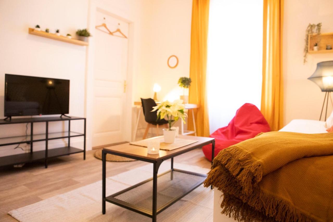 شقة Green Appart Le Chene Rouge Avec Jardin Prive مُلووز المظهر الخارجي الصورة